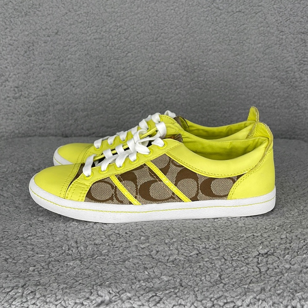 Coach Alivia khaki & bright citri shoe laces low top women’s size 7.5M shoes